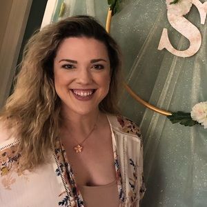 Meet your Posher, Kamlyn